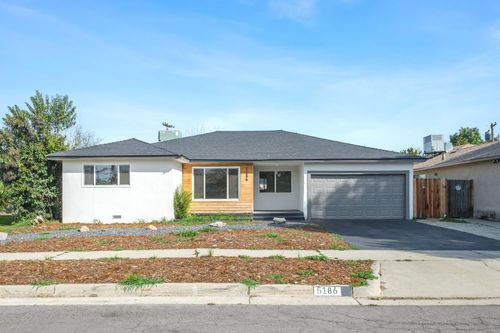 5186 N Callisch Ave, Fresno, CA, 93710-7017 | Card Image
