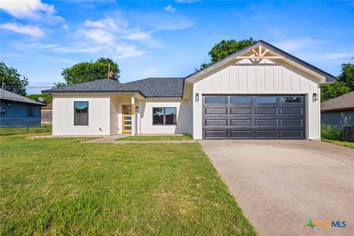 2502 Cross Timber Dr, Killeen, TX, 76543-5746 | Card Image