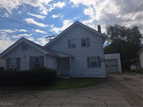 24265 Lorain Rd, North Olmsted, OH, 44070-2165 | Card Image