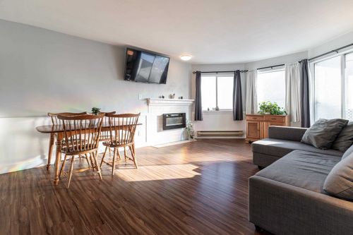 105-22222 119 Ave, Maple Ridge, BC, V2X2Y9 | Card Image