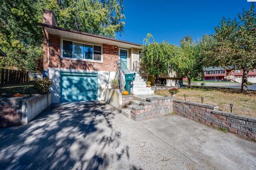 500 Nw Polaris St, Pullman, WA, 99163-3334 | Card Image
