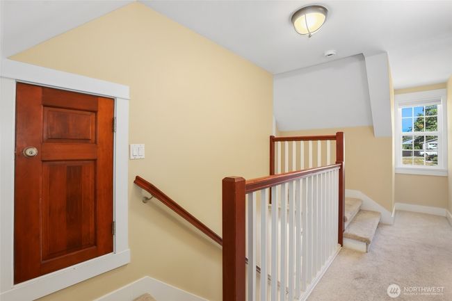 24537 Se 384 Th St, House other with 4 bedrooms, 4 bathrooms and 2 parking in Enumclaw WA | Image 18