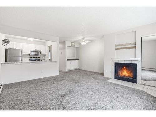 d105-532 Oakwood Dr, Castle Rock, CO, 80104-1630 | Card Image