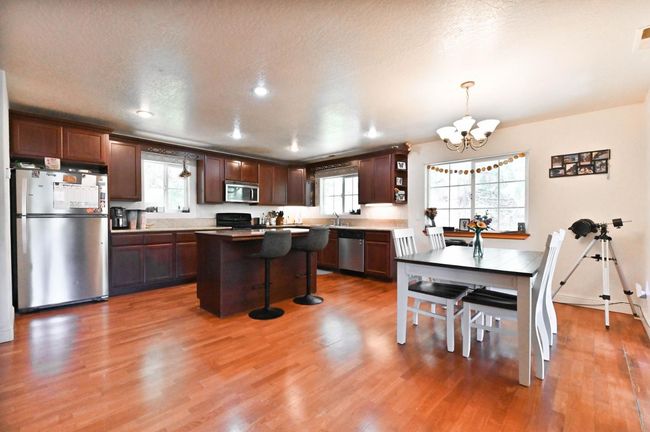 22464 N Tuolumne Rd, House other with 3 bedrooms, 3 bathrooms and null parking in Twain Harte CA | Image 13