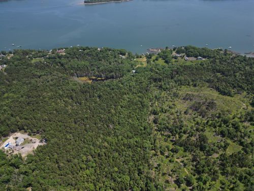 1 Mallard Pond Road, Harpswell, ME, 04079 | Card Image