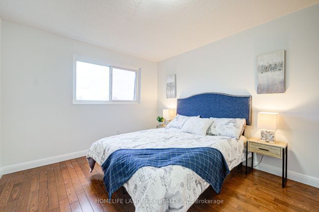 489 Lancelot Cres, House attached with 4 bedrooms, 2 bathrooms and 3 parking in Oshawa ON | Image 18