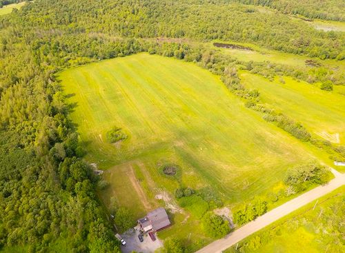 3226 Woodward Neighborhood Rd, Enosburg Falls, VT, 05450 | Card Image