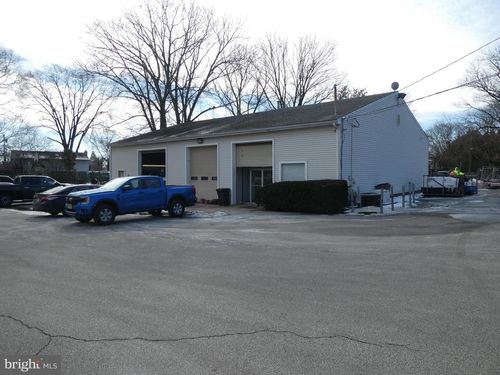 127 Haddon Ave, West Berlin, NJ, 08091-1835 | Card Image