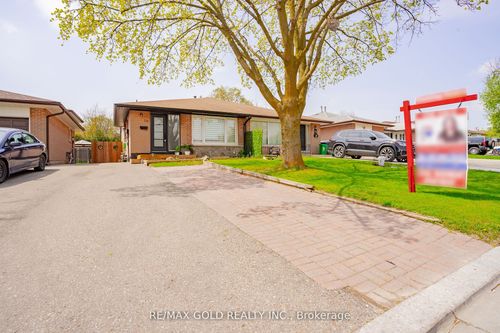 70 Wilton Dr, Brampton, ON, L6W3A1 | Card Image