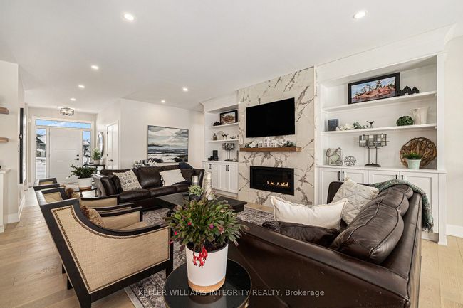 308 Autumn Meadow Way, House other with 3 bedrooms, 3 bathrooms and 6 parking in Manotick - Kars - Rideau Twp and Area ON | Image 6