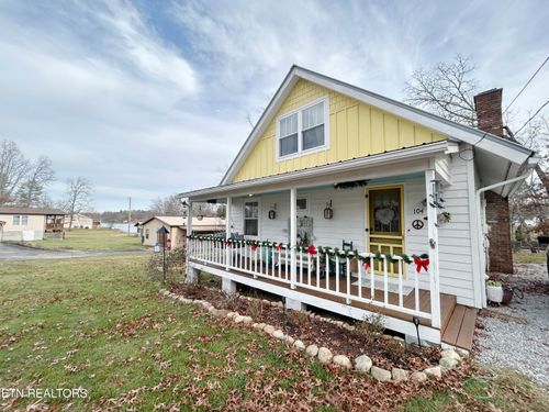 104 Peace Pipe Bnd, Crossville, TN, 38572 | Card Image