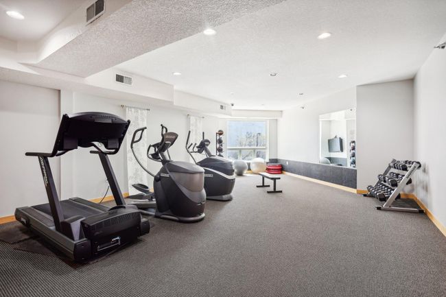 APT-112 - 2600 University Ave Se, Condo with 2 bedrooms, 2 bathrooms and null parking in Minneapolis MN | Image 11