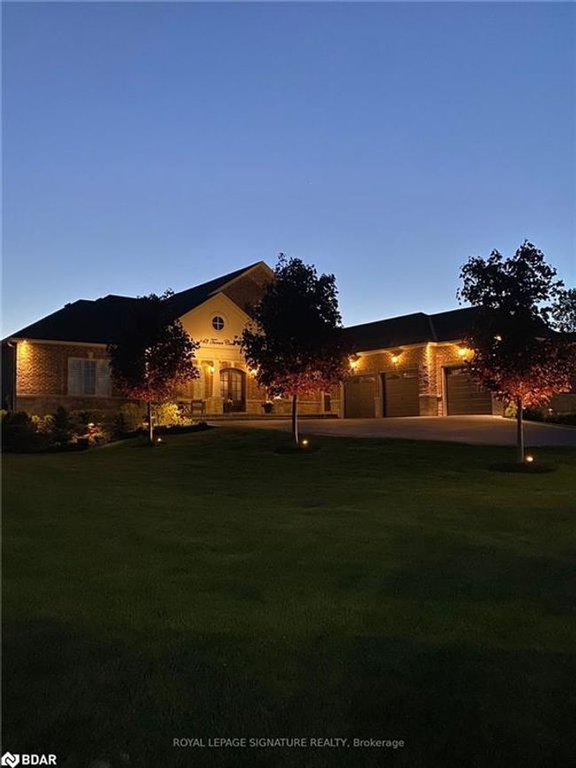 143 Turner Crt, House other with 3 bedrooms, 4 bathrooms and 14 parking in Ballinafad ON | Image 47
