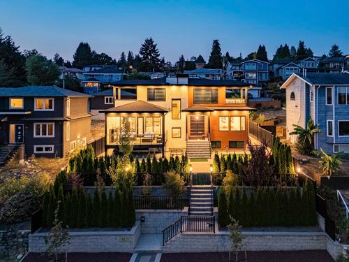 4479 Carson St, Burnaby, BC, V5J2Y3 | Card Image