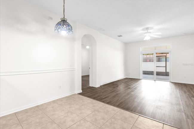 307 Bella Vida Blvd, House other with 4 bedrooms, 2 bathrooms and null parking in ORLANDO FL | Image 11
