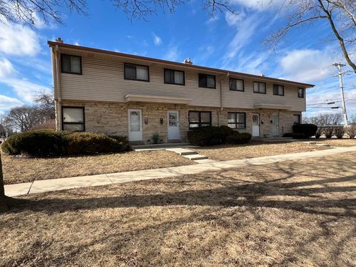5201 N 84th St, Milwaukee, WI, 53225-3501 | Card Image