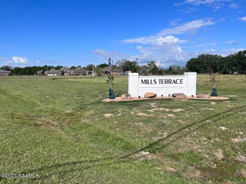 200 Doan Dr, Scott, LA, 70583-4642 | Card Image