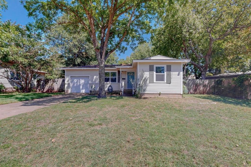 Eric Ave, Arlington, TX 76012