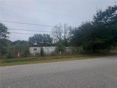 2401 Wolf Ridge Rd, Mobile, AL, 36618-1428 | Card Image