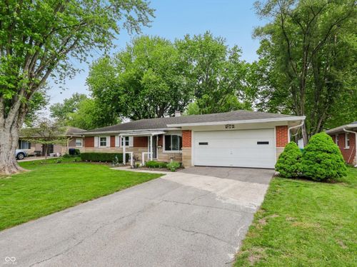 222 Pamela Pkwy, Brownsburg, IN, 46112-1662 | Card Image