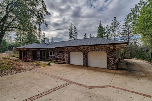 21750 Homestead Rd, Pine Grove, CA, 95665-9671 | Card Image