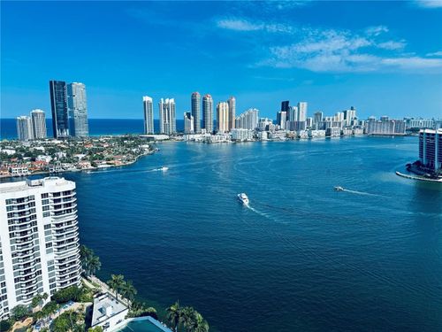 apt-3111-3530 Mystic Pointe Dr, Aventura, FL, 33180-4536 | Card Image