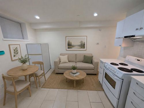 1bed-25XX E 28th Ave, Vancouver, BC, V5R1R7 | Card Image