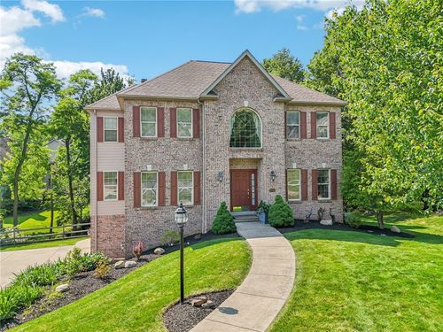 8002 Pressley, McCandless, PA, 15237 | Card Image
