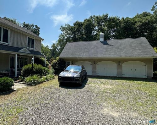 11 Orchard Hill Rd, Newtown, CT, 06470-2225 | Card Image