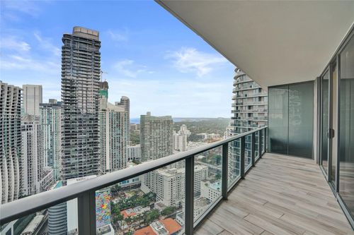 3903-801 S Miami Ave, Miami, FL, 33130-4539 | Card Image