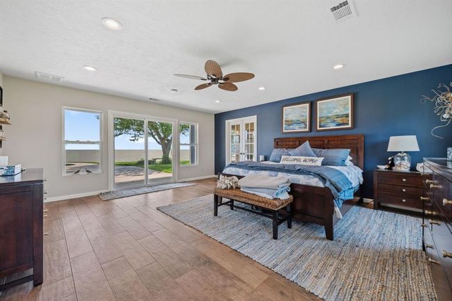 11320 Cedar Gully Rd, House other with 3 bedrooms, 2 bathrooms and 3 parking in Beach City TX | Image 10