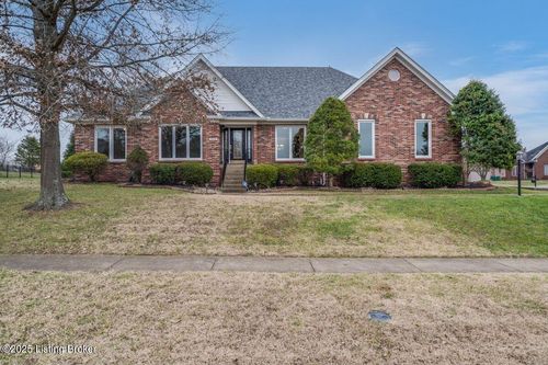 7515 Kendrick Crossing Ln, Louisville, KY, 40291-5037 | Card Image