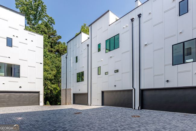 1954 8 Th St, Townhouse with 3 bedrooms, 4 bathrooms and 2 parking in Chamblee GA | Image 39