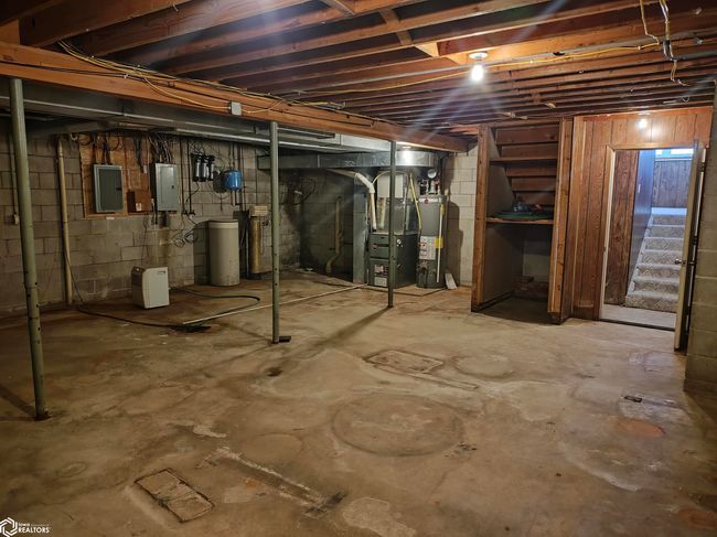 32669 Walnut Ave, Home with 3 bedrooms, 3 bathrooms and 2 parking in Coon Rapids IA | Image 21
