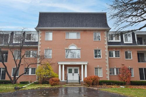 205-12990 W Bluemound Road, Elm Grove, WI, 53122 | Card Image