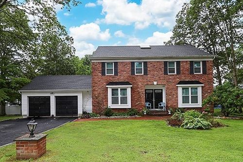 2 Evans Ln, Farmingville, NY, 11738-1161 | Card Image
