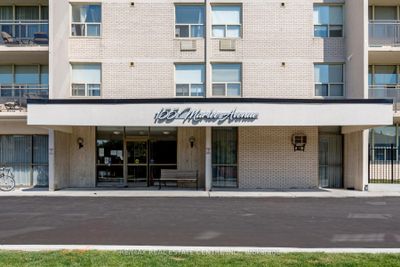 903 - 155 Marlee Ave, Condo with 2 bedrooms, 1 bathrooms and 1 parking in York ON | Image 2