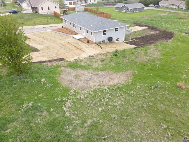 2208 Timberlane Dr, House other with 4 bedrooms, 3 bathrooms and null parking in Sabetha KS | Image 7