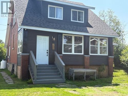 20 Queen St, Chapleau, ON, P0M1K0 | Card Image