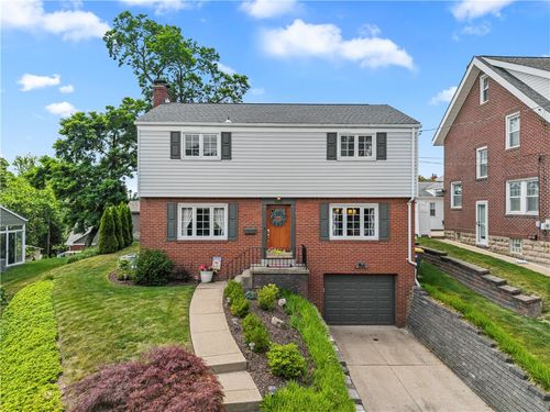 943 Biltmore Ave, Pittsburgh, PA, 15216-2301 | Card Image