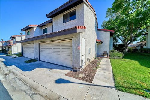 11832 Los Alisos Cir, Norwalk, CA, 90650 | Card Image