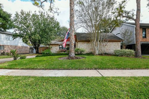 9123 Chesney Downs Dr, Houston, TX, 77083-5616 | Card Image