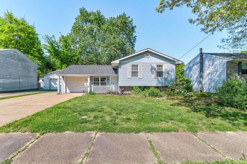 6116 Hickory Hill Lane, Evansville, IN, 47710-4338 | Card Image