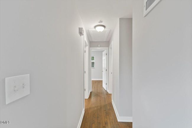 23-2752 Weldon Terrace | Image 18