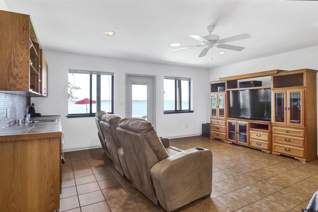 20998 Kiva Cir, House other with 3 bedrooms, 4 bathrooms and null parking in Flint TX | Image 30