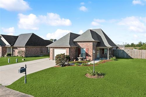 262 Landmark Drive, Raceland, LA, 70394 | Card Image