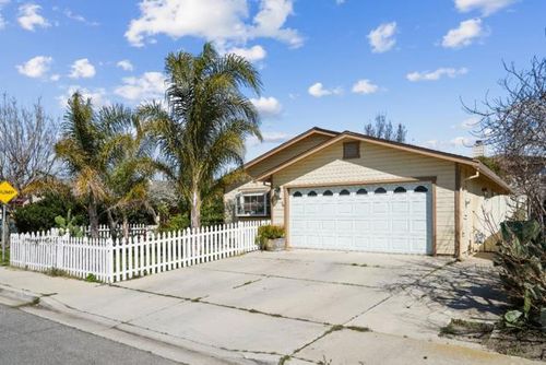 126 Spruce Dr, King City, CA, 93930 | Card Image