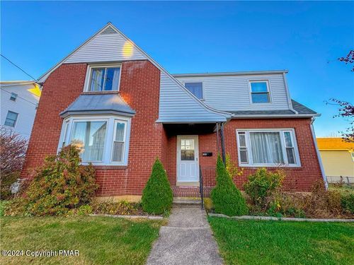 131 N 3rd Street, Lehighton, PA, 18235 | Card Image