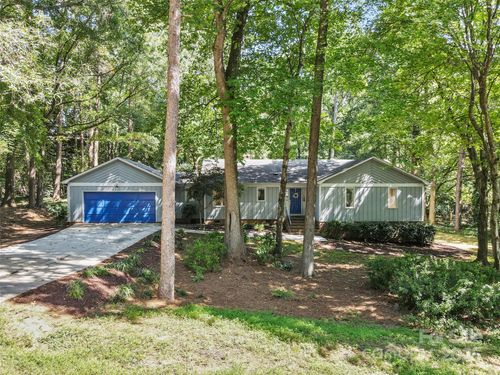 14024 Springwater Dr, Matthews, NC, 28105-3910 | Card Image