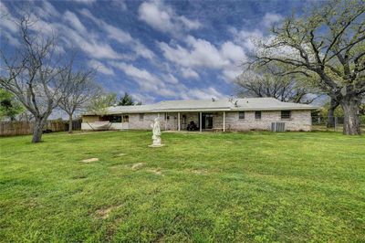 536 Theater Road, House other with 2 bedrooms, 2 bathrooms and null parking in Bowie TX | Image 2